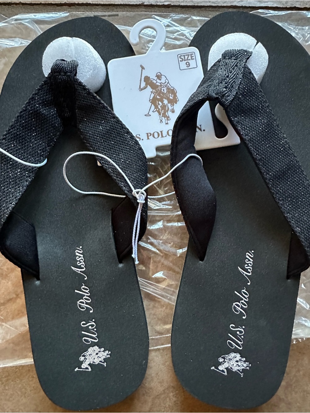 U.S. Polo Assn. Black Flip Flop Sandals - Size 9- women’s